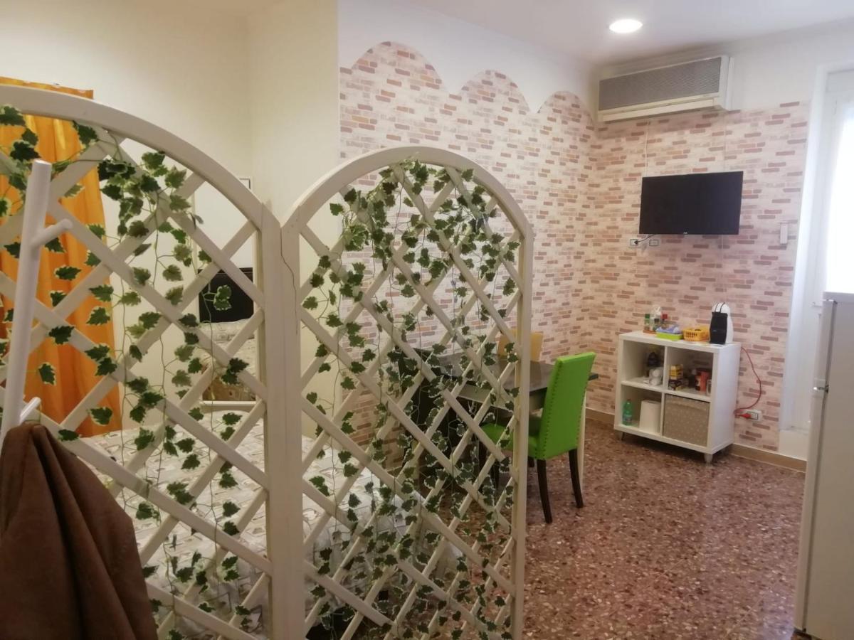 Apartment Urbino 33 Rome Exterior photo