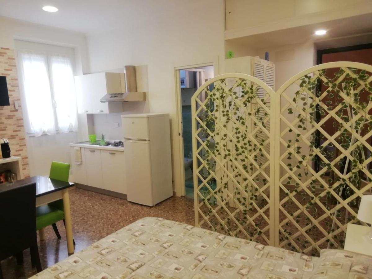 Apartment Urbino 33 Rome Exterior photo